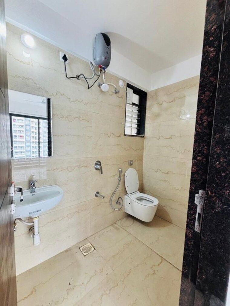 Bathroom, shaligram-sky 3 Bedroom 1120 Sq.Ft. Apartment In Ravet Pune 10604794