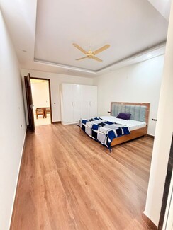 2 BHK Builder Floor For Rent in Sector 15