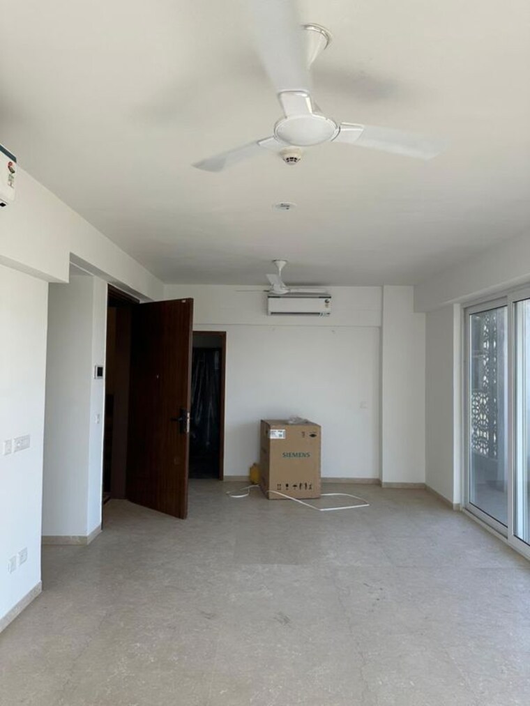 Living Room, dlf-alameda 3 Bedroom 2250 Sq.Ft. Apartment In Sector 73 Gurgaon 10604826