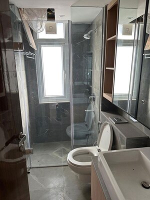 Bathroom in 3 BHK Apartment at DLF Alameda, Sector 73 – for Rent