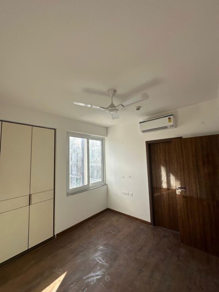 Room, dlf-alameda 3 Bedroom 2250 Sq.Ft. Apartment In Sector 73 Gurgaon 10604826