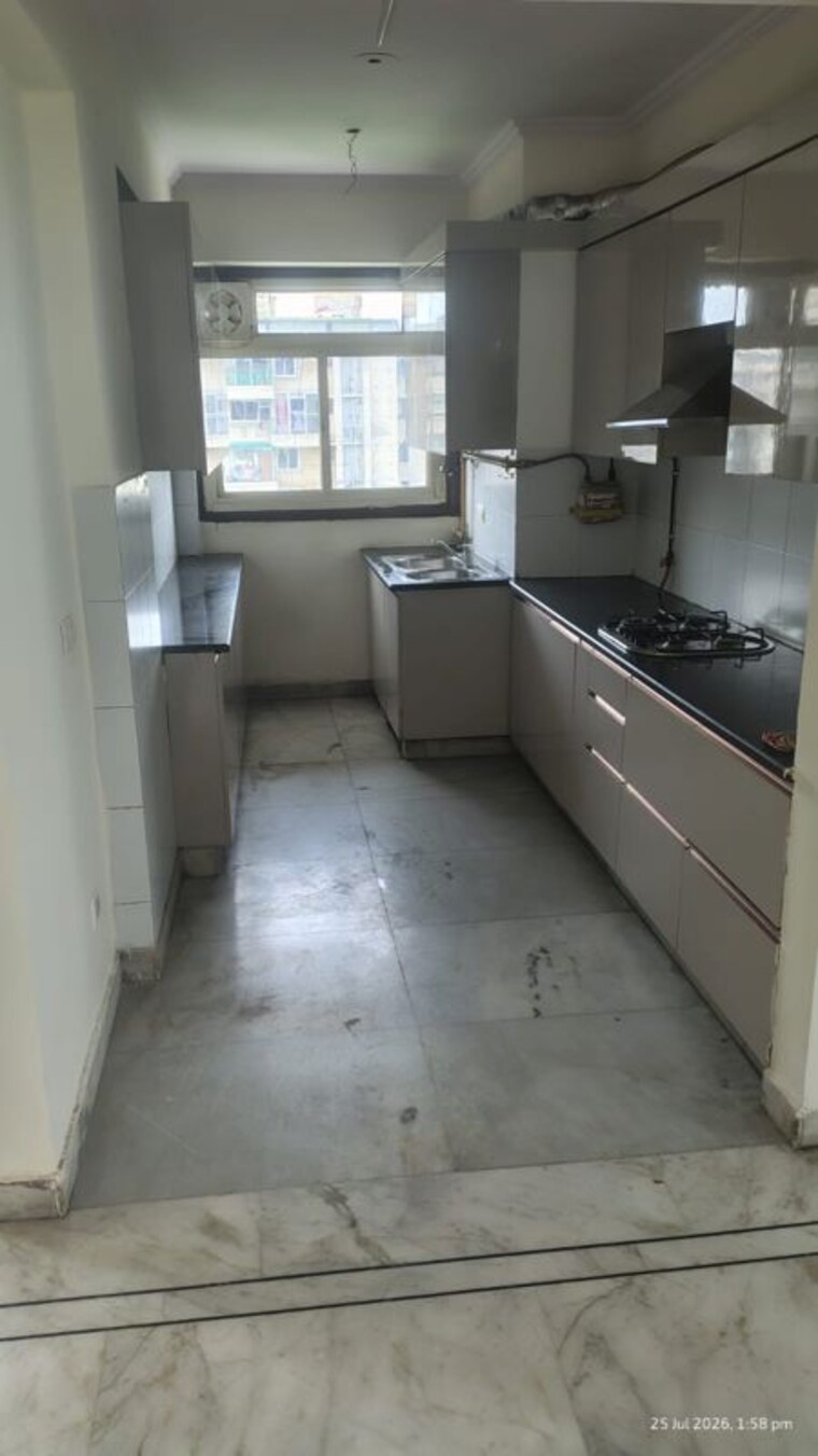 Kitchen, sector 18 dwarka 3.5 Bedroom 2000 Sq.Ft. Apartment In Sector 18 Dwarka Delhi 10604764