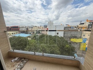 Swimming Pool in 3 BHK Apartment at Hsr Layout – for Rent