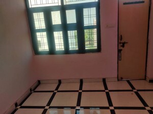 Room in 2 BHK Builder Floor at Sector 23 – for Rent