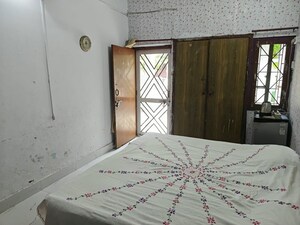 Bedroom in 2 BHK Apartment at Greenwood Apartment, Gomti Nagar – for Rent