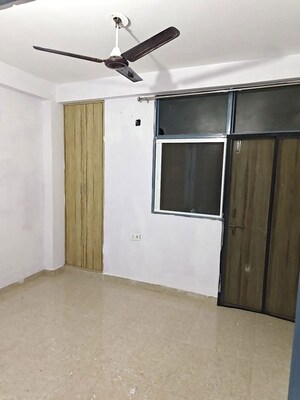Room in 2 BHK Builder Floor at Rajpur – for Rent