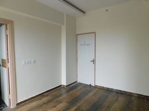 Room in 3 BHK Apartment at Indirapuram Shakti Khand 1 – for Sale