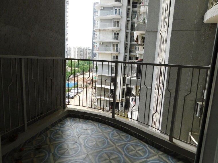 Balcony, indirapuram shakti khand 1 3 Bedroom 1475 Sq.Ft. Apartment In Indirapuram Shakti Khand 1 Ghaziabad 10602867