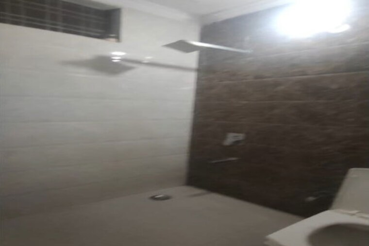 Room, sector 7 3 Bedroom 2250 Sq.Ft. Builder Floor In Sector 7 Gurgaon 10371930