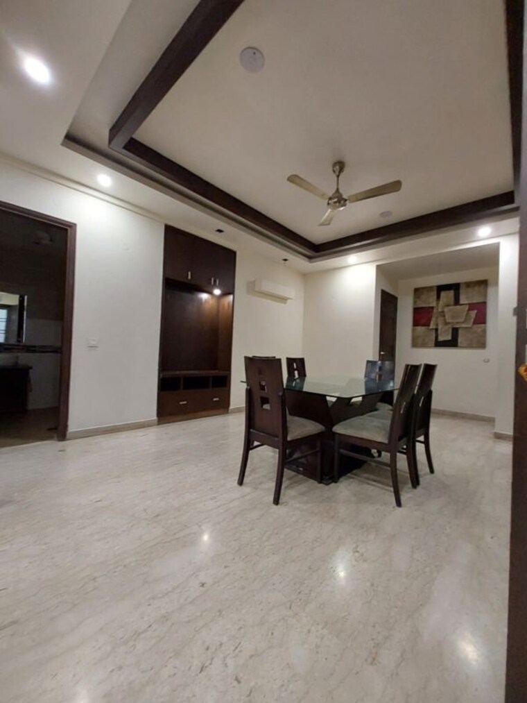 Gym, rwa-residential-society 2 Bedroom 2300 Sq.Ft. Builder Floor In Sector 40 Gurgaon 10604942