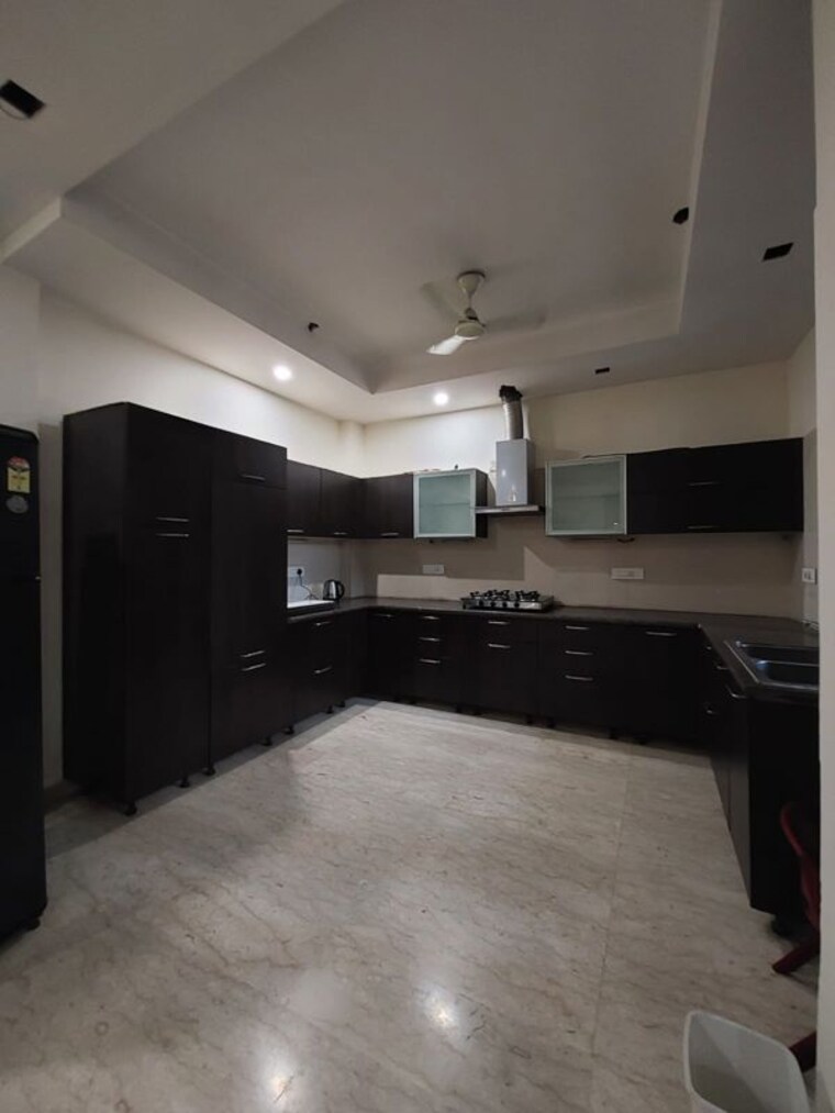 Kitchen, rwa-residential-society 2 Bedroom 2300 Sq.Ft. Builder Floor In Sector 40 Gurgaon 10604942