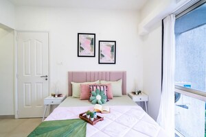 Bedroom in 2 BHK Apartment at Aspen Park, Goregaon East – for Sale