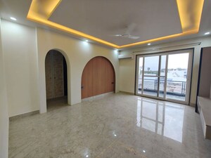 4 BHK Builder Floor For Sale in Sector 4