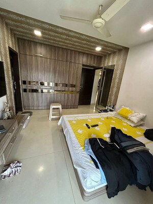 Bedroom in 3 BHK Apartment at Chembur – for Rent
