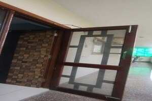 Room in 4 BHK Builder Floor at Sector 4 – for Sale