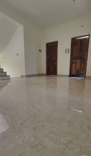 Room in 3 BHK Independent House at Giriz – for Sale