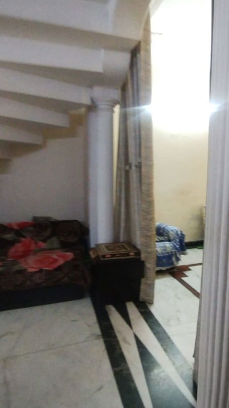 undefined, sector 15 5 Bedroom 263 Sq.Yd. Independent House In Sector 15 Gurgaon 10605016