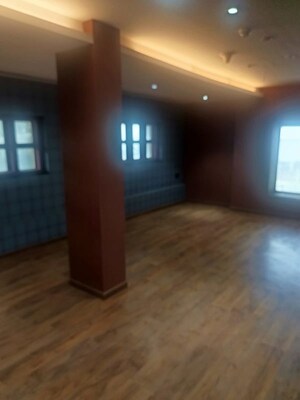 Room in  Office Space at Bandra West – for Rent
