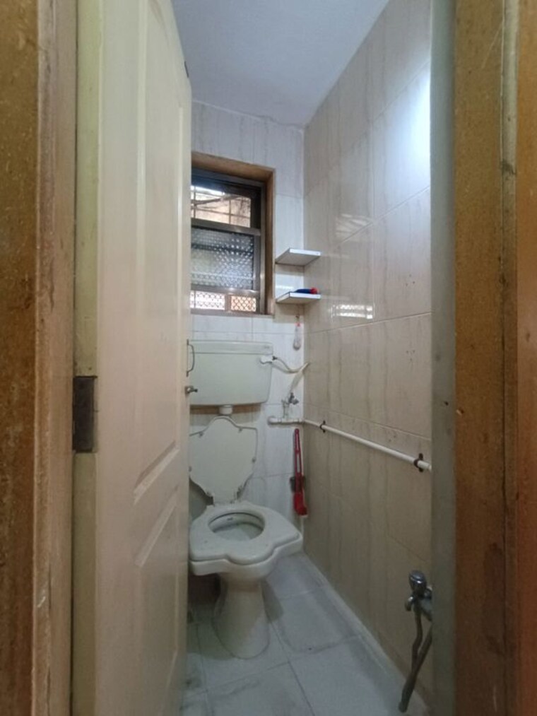 Bathroom, sector 11 kopar khairane 1 Bedroom 615 Sq.Ft. Apartment In Sector 11 Kopar Khairane Navi Mumbai 10605018