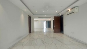 Building Lobby in 4 BHK Builder Floor at Sector 14 – for Sale