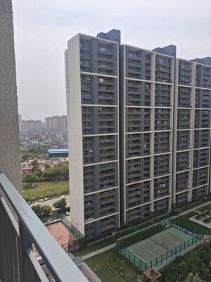 2 BHK Apartment For Rent in Godrej Woods, Sector 43