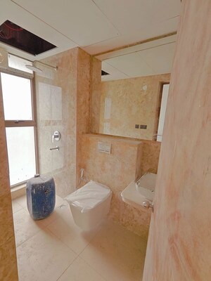 Furnished Amenities in 5 BHK Apartment at PS Vinayak Navyom Phase I, New Alipore – for Sale