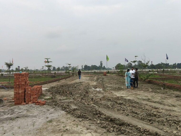 undefined, krishna-iscon-valley  1600 Sq.Ft. Plot In Gosainganj Lucknow 10605044