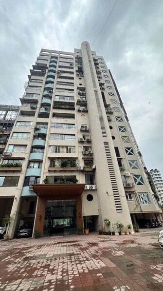 3 BHK Apartment For Rent in Poseidon Apartment in Andheri West, Mumbai