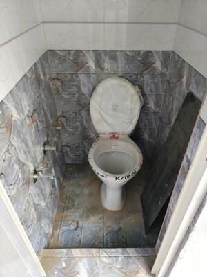 Bathroom in 2 BHK Apartment at Satellite – for Rent