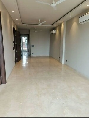 Dining Room in 3 BHK Builder Floor at Chittaranjan Park – for Rent