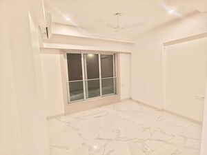 Room in 2 BHK Apartment at Kings Apartment Santacruz, Santacruz East – for Rent