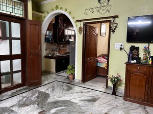 Living Room in 3 BHK Builder Floor at Sector 23a – for Rent
