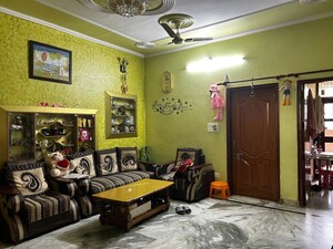 Gym in 3 BHK Builder Floor at Sector 23a – for Rent