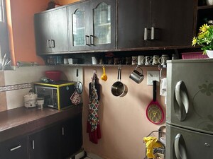 Furnished Amenities in 3 BHK Builder Floor at Sector 23a – for Rent