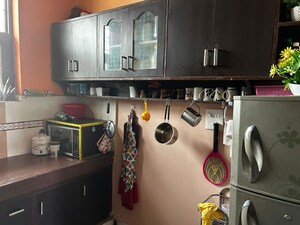 Furnished Amenities in 3 BHK Builder Floor at Sector 23a – for Rent