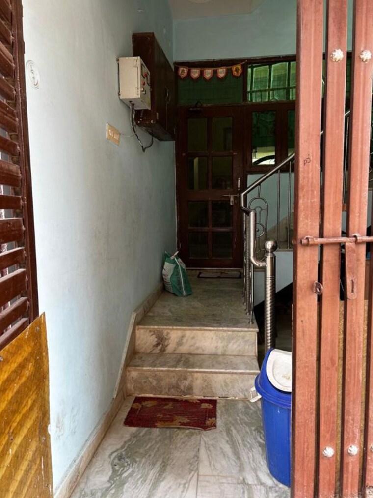 Balcony, sector 23a 3 Bedroom 300 Sq.Ft. Builder Floor In Sector 23a Gurgaon 10605080