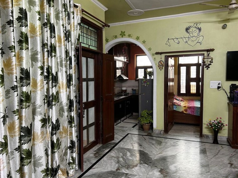 Exterior View, sector 23a 3 Bedroom 300 Sq.Ft. Builder Floor In Sector 23a Gurgaon 10605080