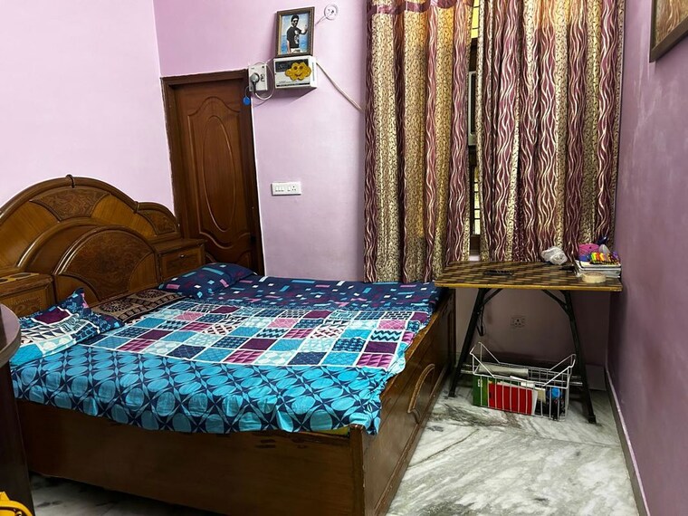Bedroom, sector 23a 3 Bedroom 300 Sq.Ft. Builder Floor In Sector 23a Gurgaon 10605080