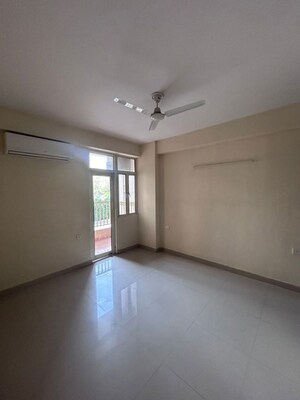 Room in 3 BHK Apartment at LR Bluemoon Homes, Raj Nagar Extension – for Sale