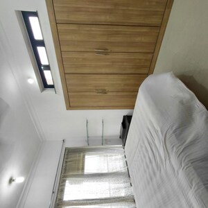 2 BHK Apartment For Rent in K Raheja Heights, Malad East