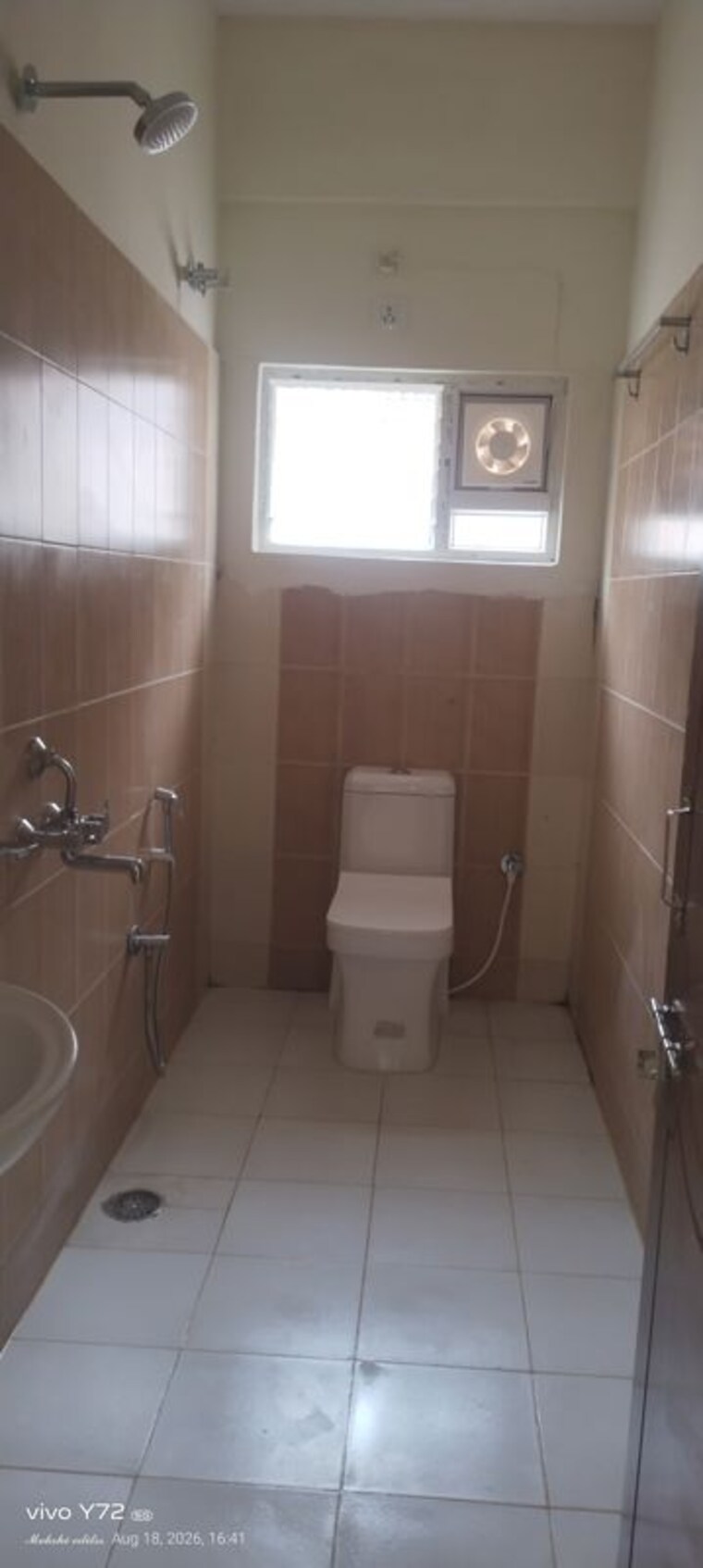 Bathroom, kondapur 1 Bedroom 650 Sq.Ft. Apartment In Kondapur Hyderabad 10605117