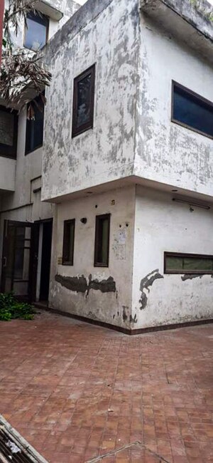  Independent House For Sale in Hargobind Nagar