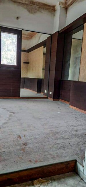 Room in  Independent House at Hargobind Nagar – for Sale