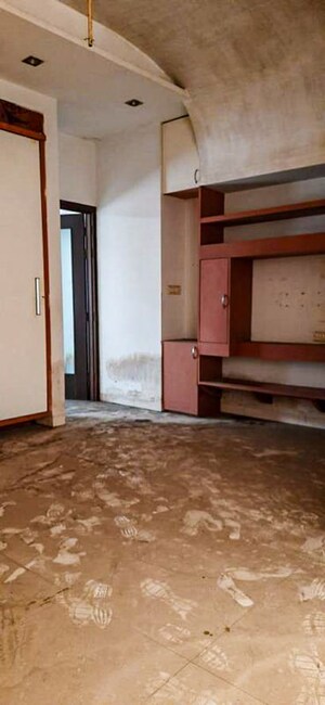 Room in  Independent House at Hargobind Nagar – for Sale