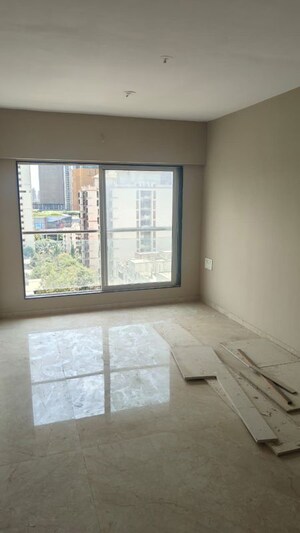 Room in 1 BHK Apartment at Haware Intelligentia Axis, Borivali East – for Sale