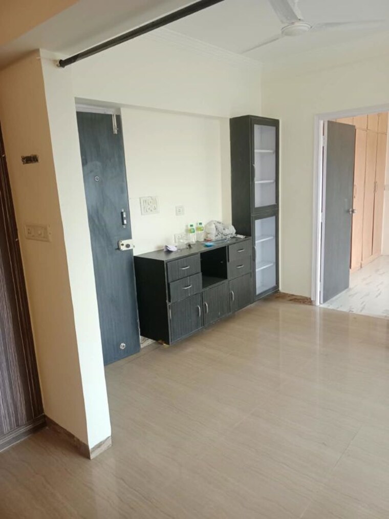 Room, garden-view-apartment 3.5 Bedroom 1354 Sq.Ft. Apartment In Goregaon East Mumbai 10605159