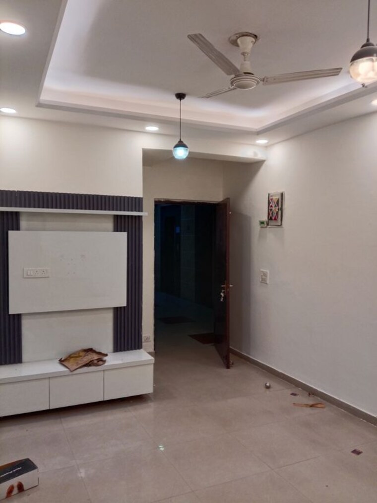 undefined, mahagun-my-woods 2 Bedroom 935 Sq.Ft. Apartment In Sector 16c Greater Noida Greater Noida 10605172