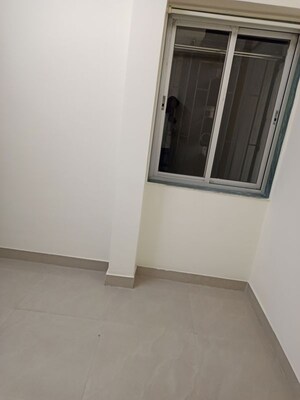 Room in 1 BHK Apartment at MHADA Prakash Cotton Mill, Lower Parel – for Rent