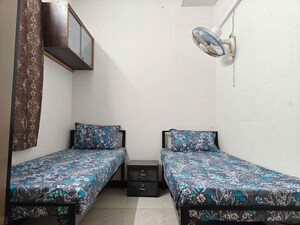 Bedroom in  Pg at Jb Nagar – for Rent