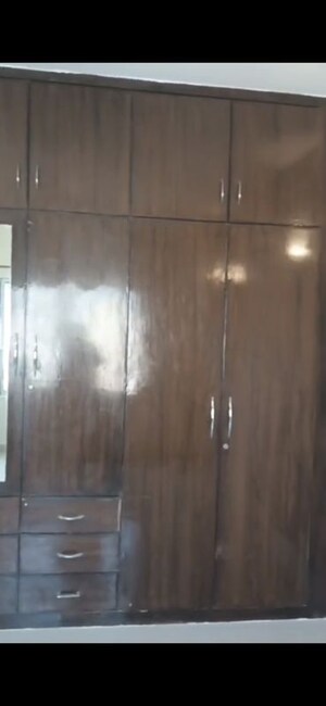 Furnished Amenities in 3.5 BHK Apartment at BPTP Park Grandeura, Sector 82 – for Rent